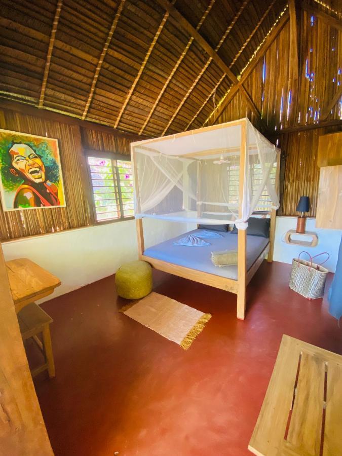 Tamarin Lodge Ampangorinana Exterior foto