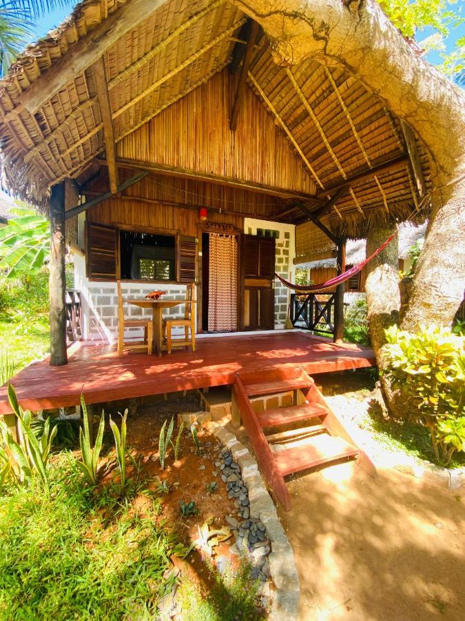 Tamarin Lodge Ampangorinana Exterior foto
