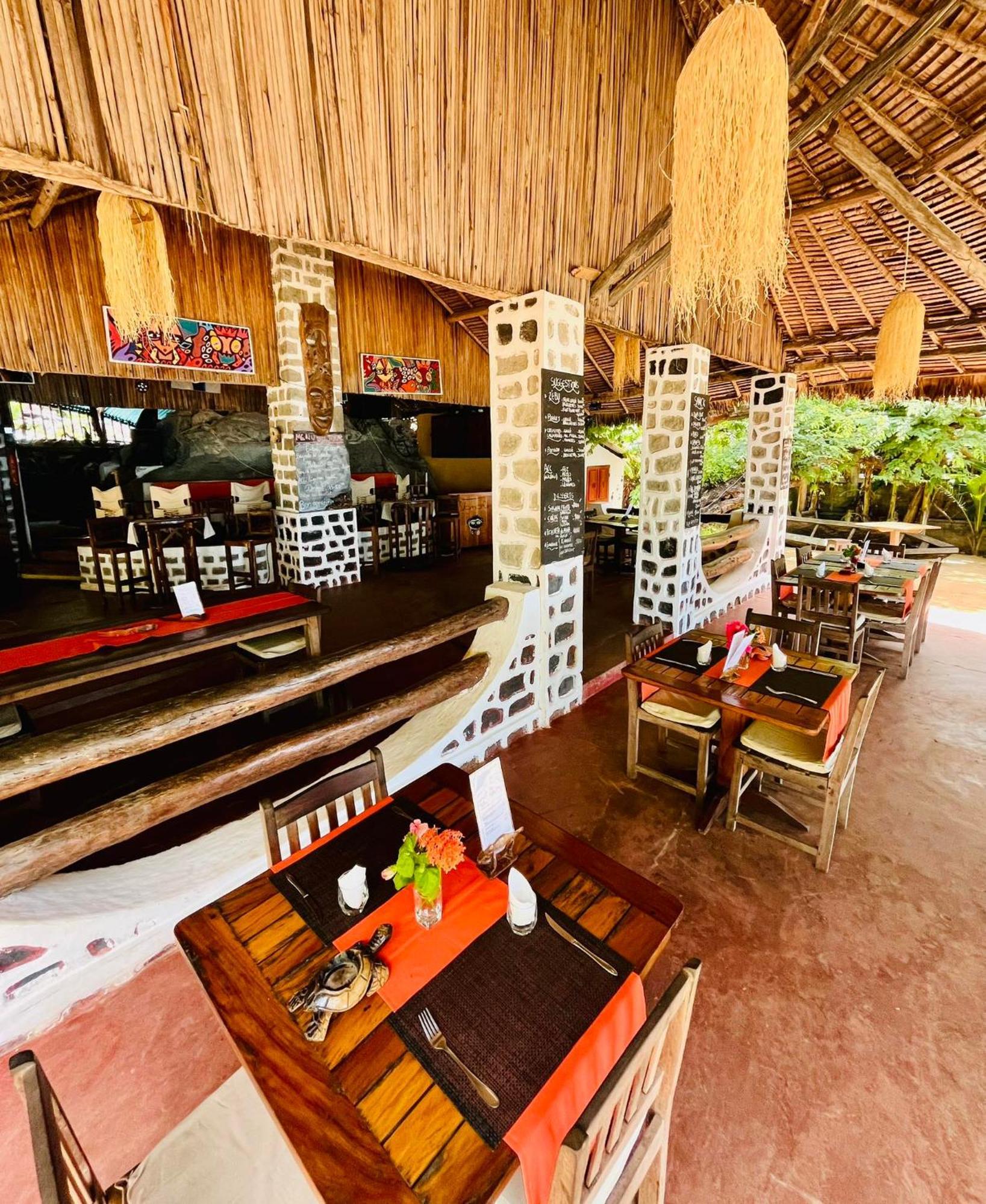 Tamarin Lodge Ampangorinana Exterior foto