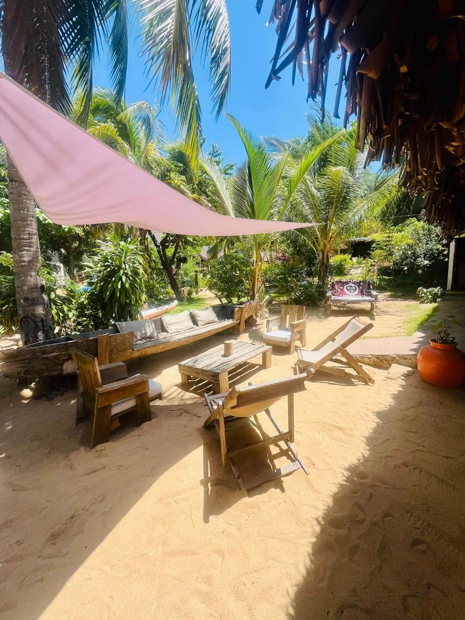 Tamarin Lodge Ampangorinana Exterior foto