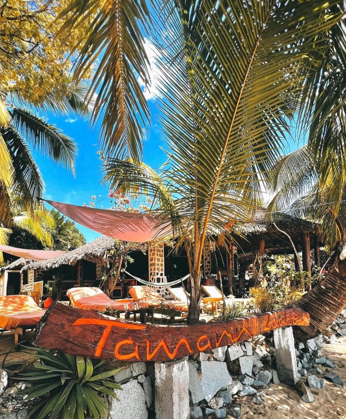 Tamarin Lodge Ampangorinana Exterior foto